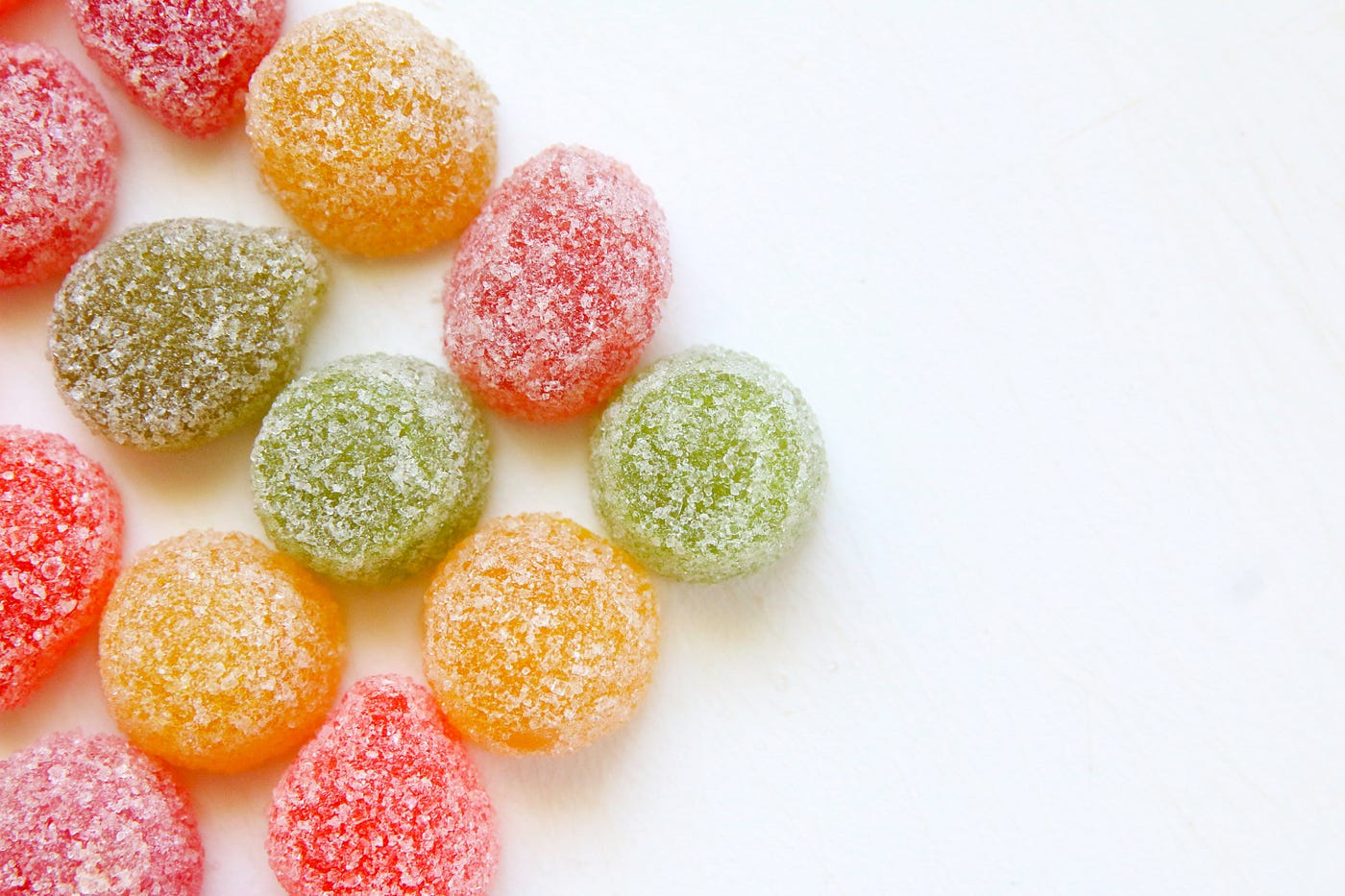 Exploring the Effectiveness of Delta 9 Gummies for Chronic Pain Management